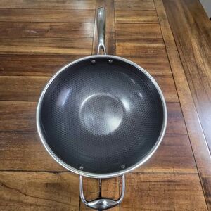 HexClad Hybrid Nonstick 12-Inch Wok, Stay-Cool Handle, Compatible w/ All Cooktop